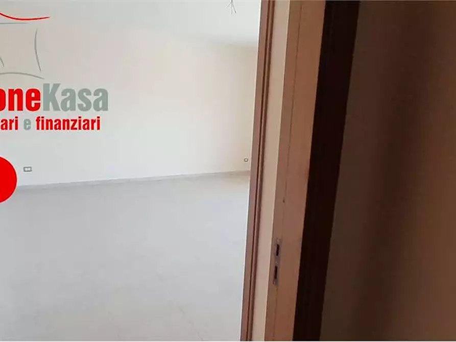 Immagine 8 di Trilocale in vendita  in via dei mille a Nola