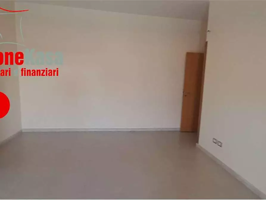 Immagine 9 di Trilocale in vendita  in via dei mille a Nola