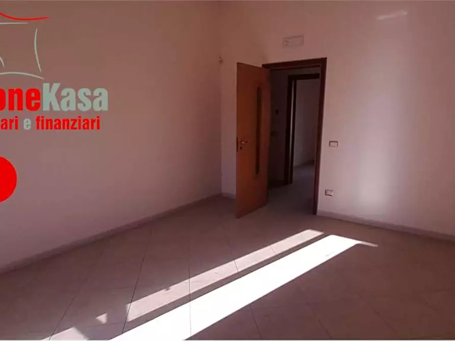 Immagine 16 di Villa in vendita  in Via Dei Mille a Nola