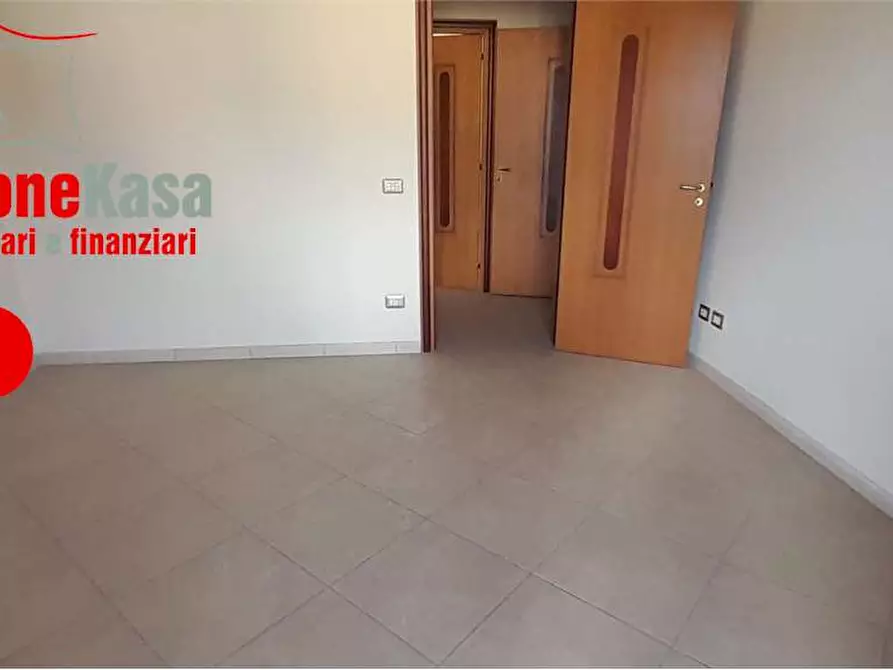 Immagine 18 di Villa in vendita  in Via Dei Mille a Nola