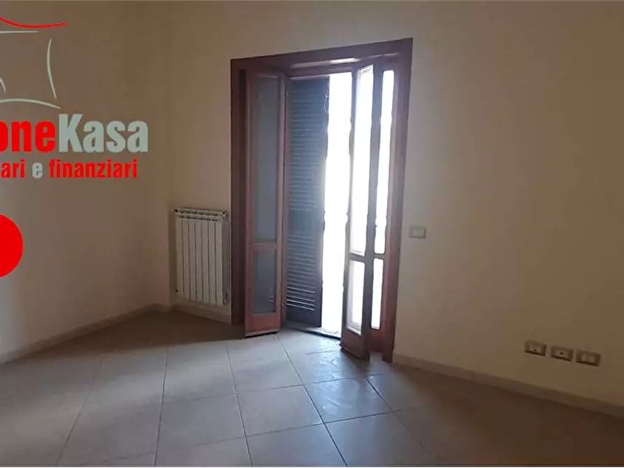 Immagine 23 di Villa in vendita  in Via Dei Mille a Nola