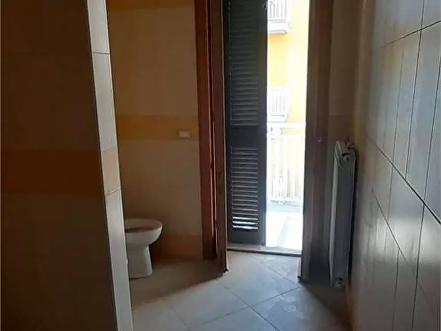 Immagine 31 di Villa in vendita  in Via Dei Mille a Nola