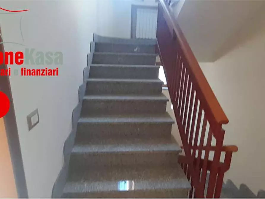 Immagine 35 di Villa in vendita  in Via Dei Mille a Nola