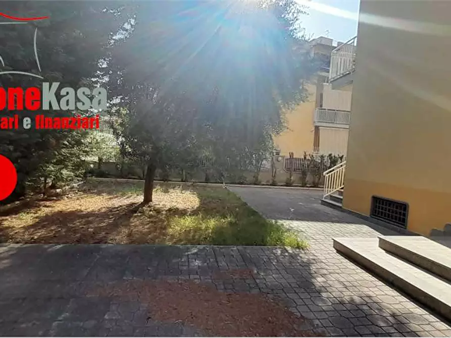 Immagine 49 di Villa in vendita  in Via Dei Mille a Nola