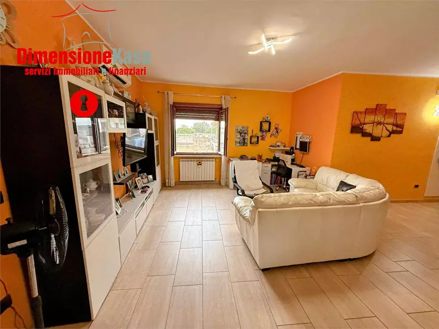 Immagine 3 di Appartamento in vendita  in Via Rispoli 20 a Camposano