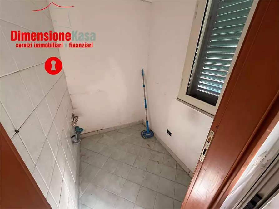 Immagine 9 di Stabile in vendita  in via santa chiara 37 a Nola