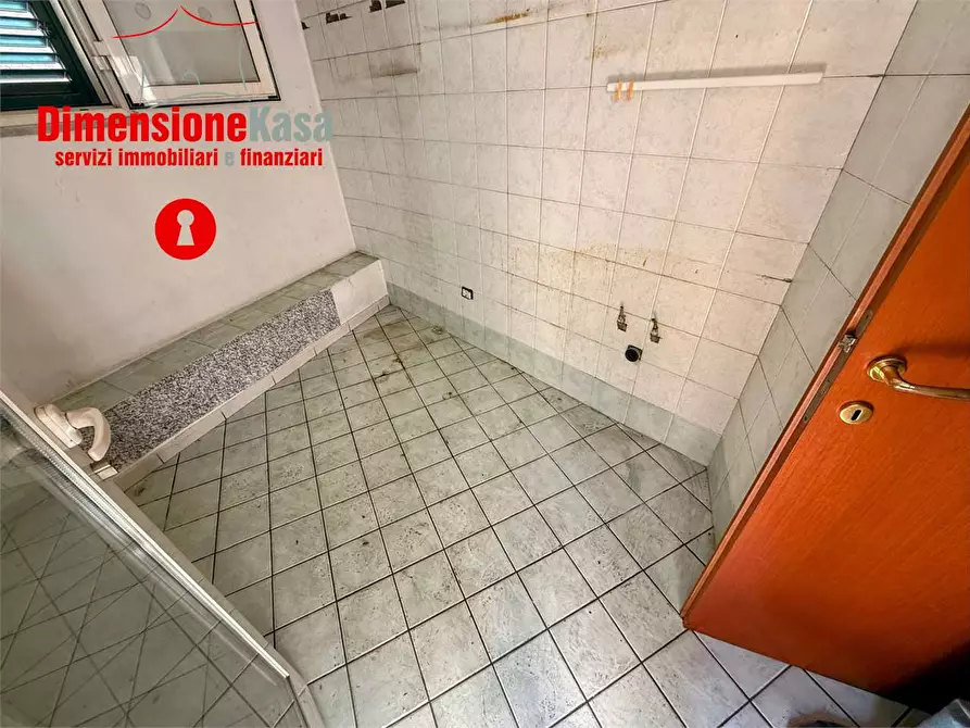 Immagine 18 di Stabile in vendita  in via santa chiara 37 a Nola