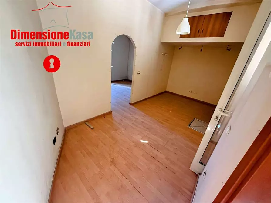 Immagine 20 di Stabile in vendita  in via santa chiara 37 a Nola