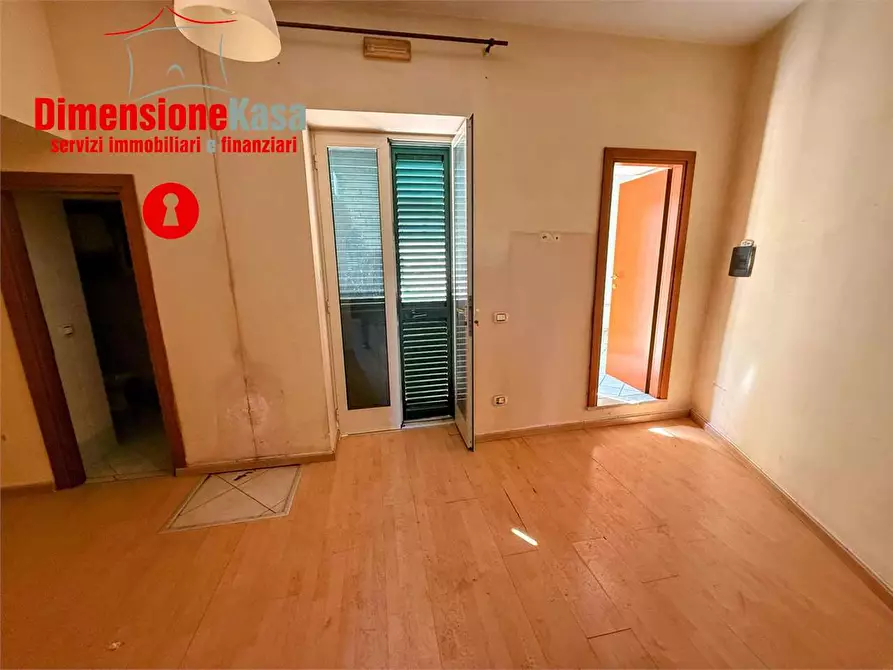 Immagine 24 di Stabile in vendita  in via santa chiara 37 a Nola