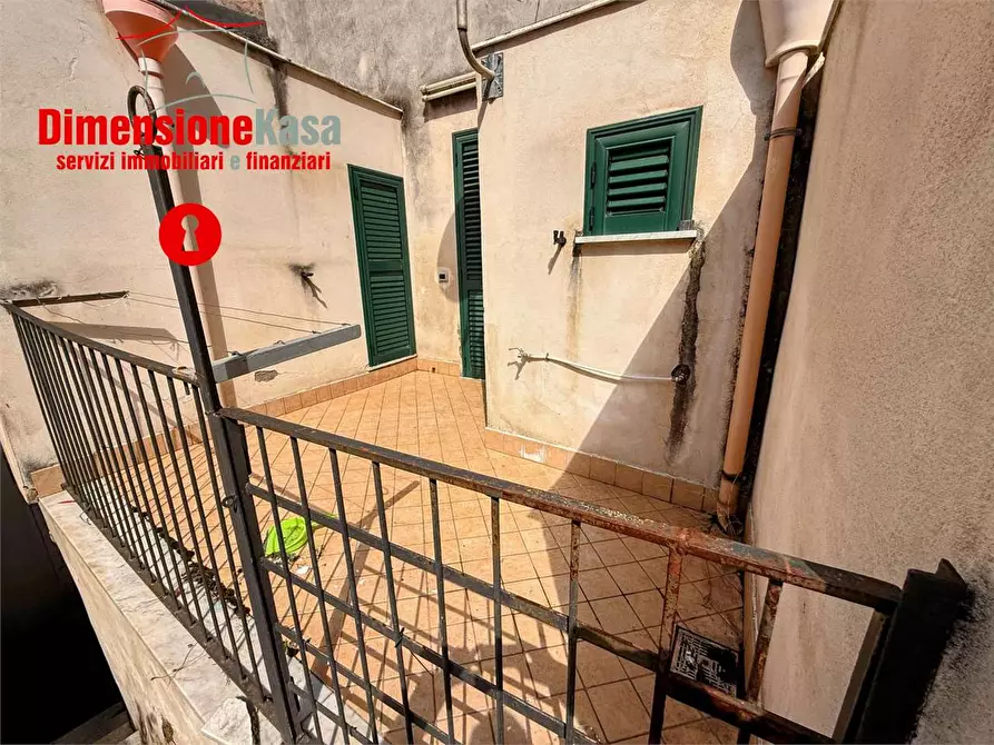 Immagine 15 di Stabile in vendita  in via santa chiara 37 a Nola