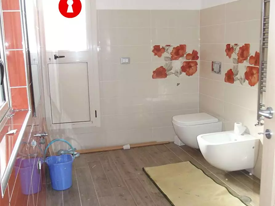 Immagine 30 di Stabile in vendita  in via Croce 48 a Cimitile