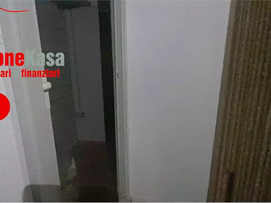 Immagine 12 di Negozio in affitto  in Corso Tommaso Vitale a Nola