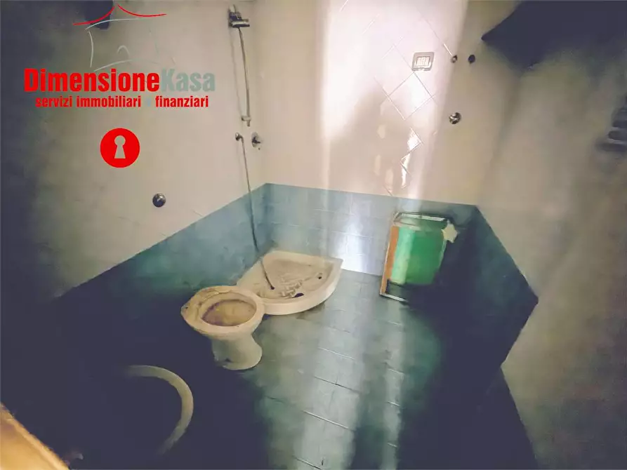 Immagine 13 di Ufficio in vendita  in Via Fonseca 45 a Nola