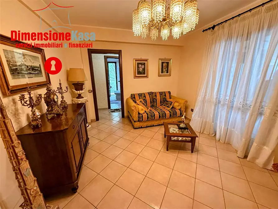 Immagine 1 di Trilocale in vendita  in via togliatti a Cimitile