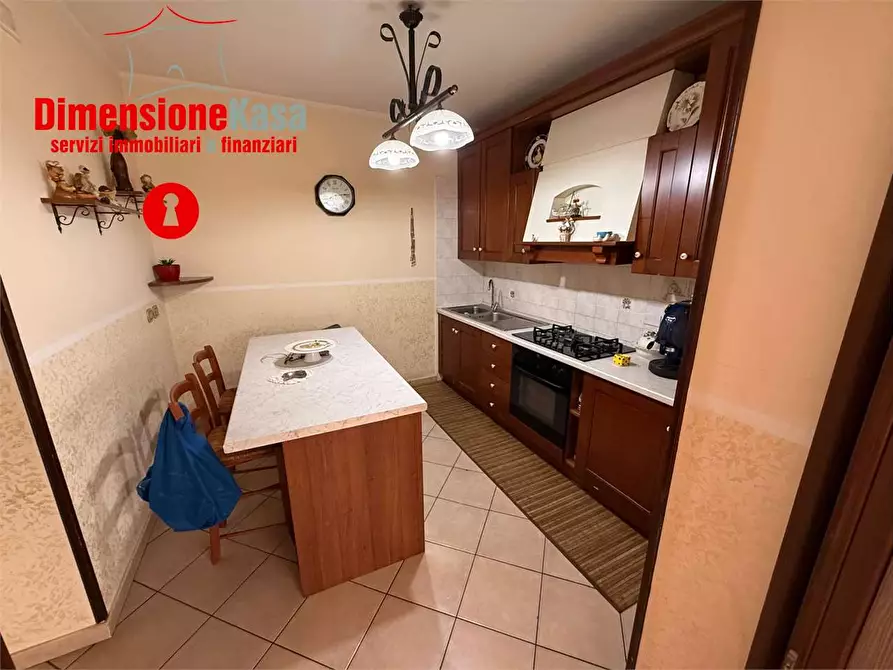 Immagine 6 di Trilocale in vendita  in via togliatti a Cimitile