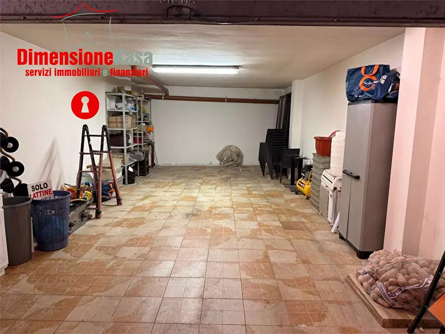 Immagine 22 di Trilocale in vendita  in via togliatti a Cimitile