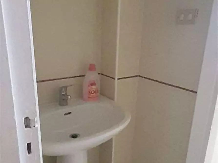 Immagine 14 di Quadrilocale in affitto  in Viale ferrovia a San Felice A Cancello