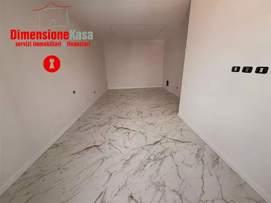 Immagine 21 di Quadrilocale in affitto  in via san massimo 53 a Nola