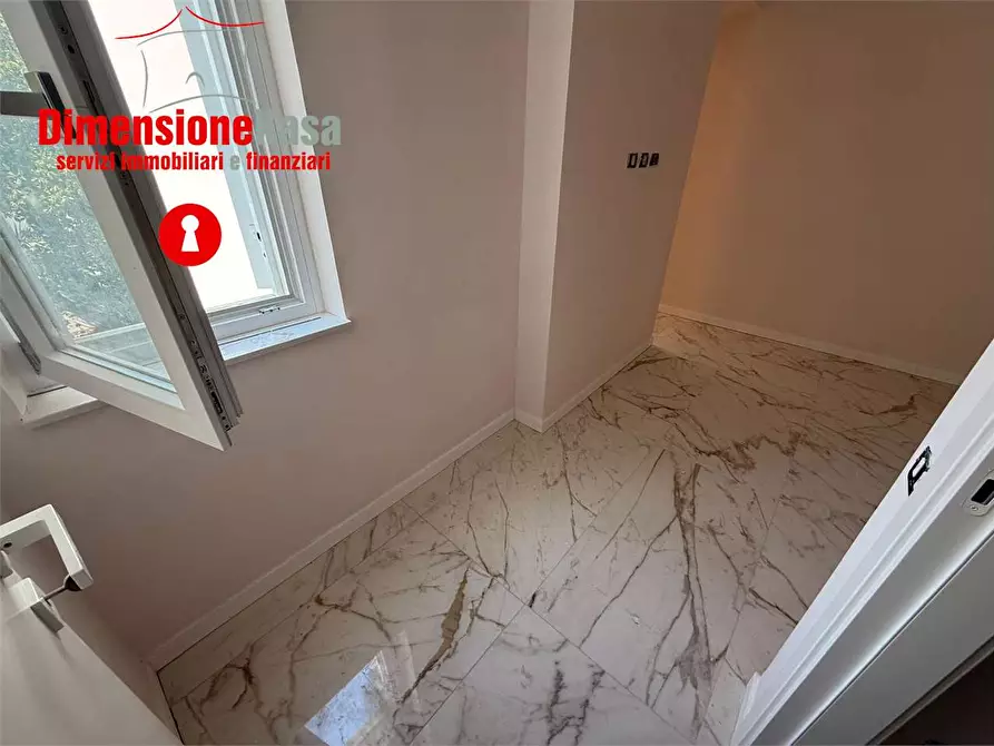 Immagine 27 di Quadrilocale in affitto  in via san massimo 53 a Nola