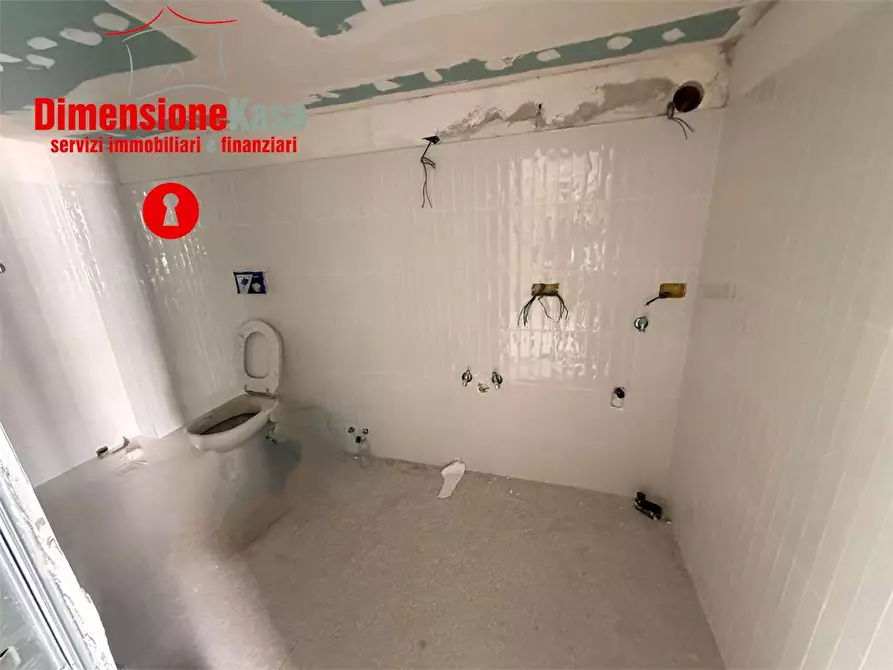 Immagine 11 di Bilocale in affitto  in via san massimo 53 a Nola