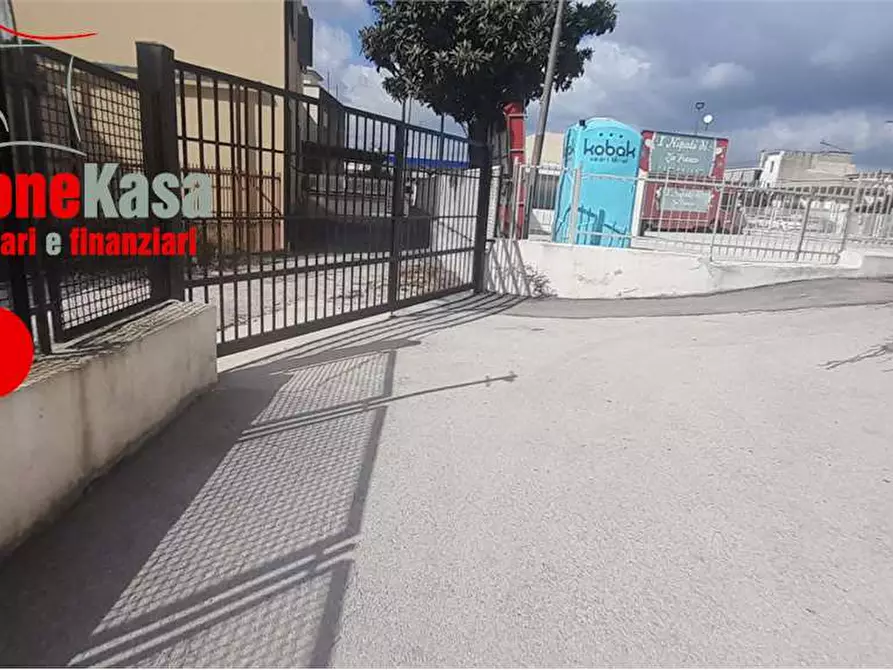 Immagine 27 di Negozio in affitto  in Via Variante 7 Bis a Nola