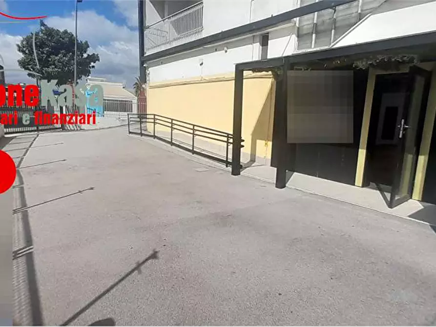 Immagine 29 di Negozio in affitto  in Via Variante 7 Bis a Nola