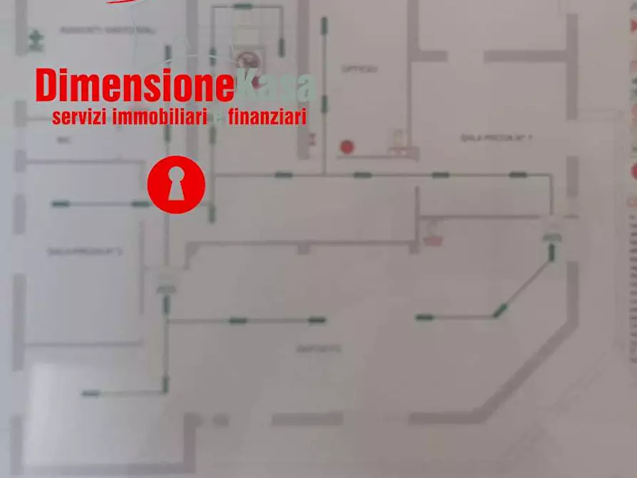 Immagine 30 di Negozio in affitto  in Via Variante 7 Bis a Nola