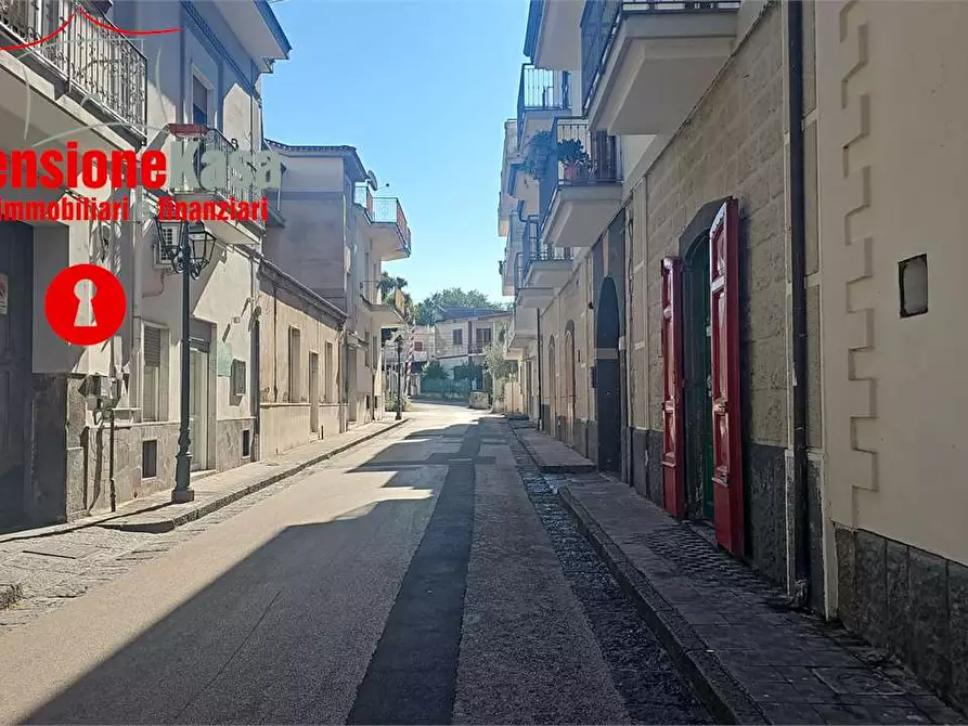 Immagine 6 di Negozio in affitto  in Via ferrovia a Cicciano