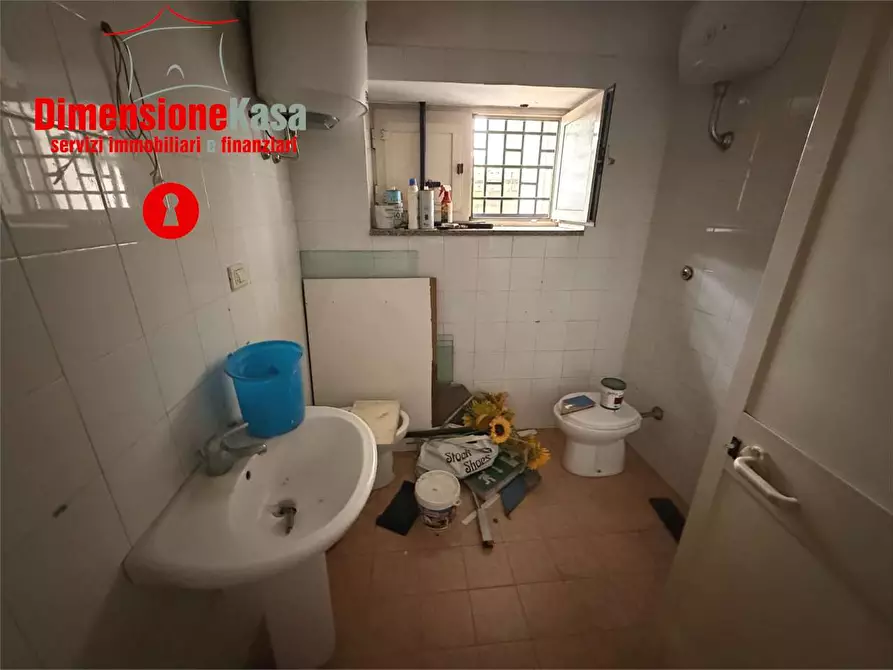 Immagine 12 di Negozio in vendita  in ss7bis 196 a Casamarciano