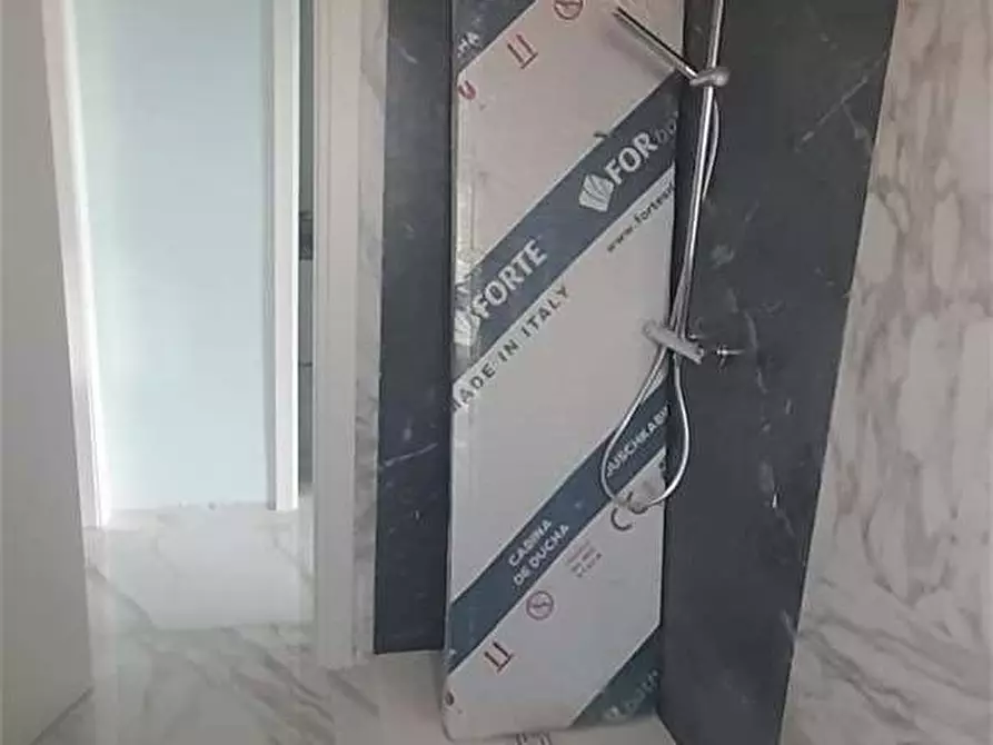 Immagine 11 di Trilocale in vendita  in Via mario de sena a Nola