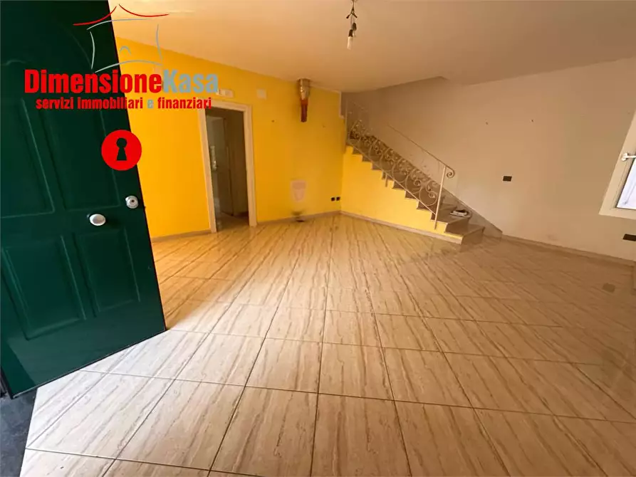 Immagine 8 di Villetta a schiera in affitto  in via vittorio veneto a Nola