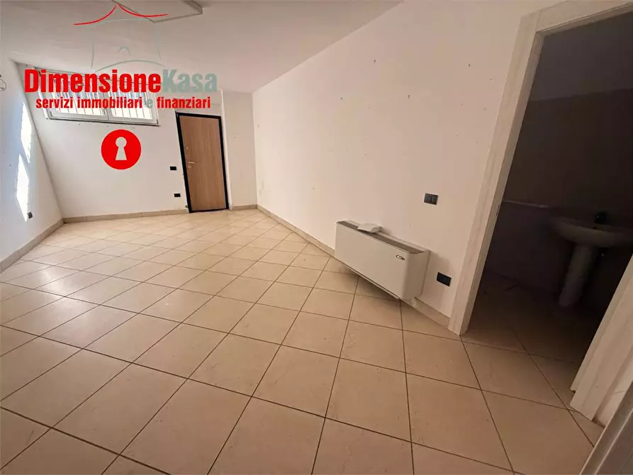 Immagine 28 di Villetta a schiera in affitto  in via vittorio veneto a Nola