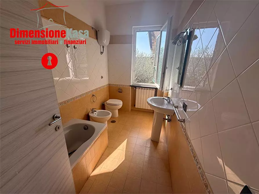 Immagine 30 di Villetta a schiera in affitto  in via vittorio veneto a Nola