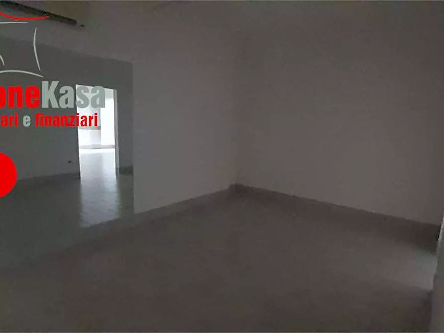 Immagine 17 di Negozio in affitto  in Via Variante 7 Bis a Nola