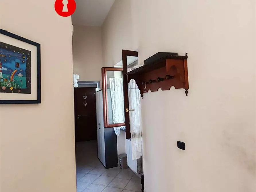 Immagine 18 di Casa indipendente in vendita  in via santa maria a parete a Liveri