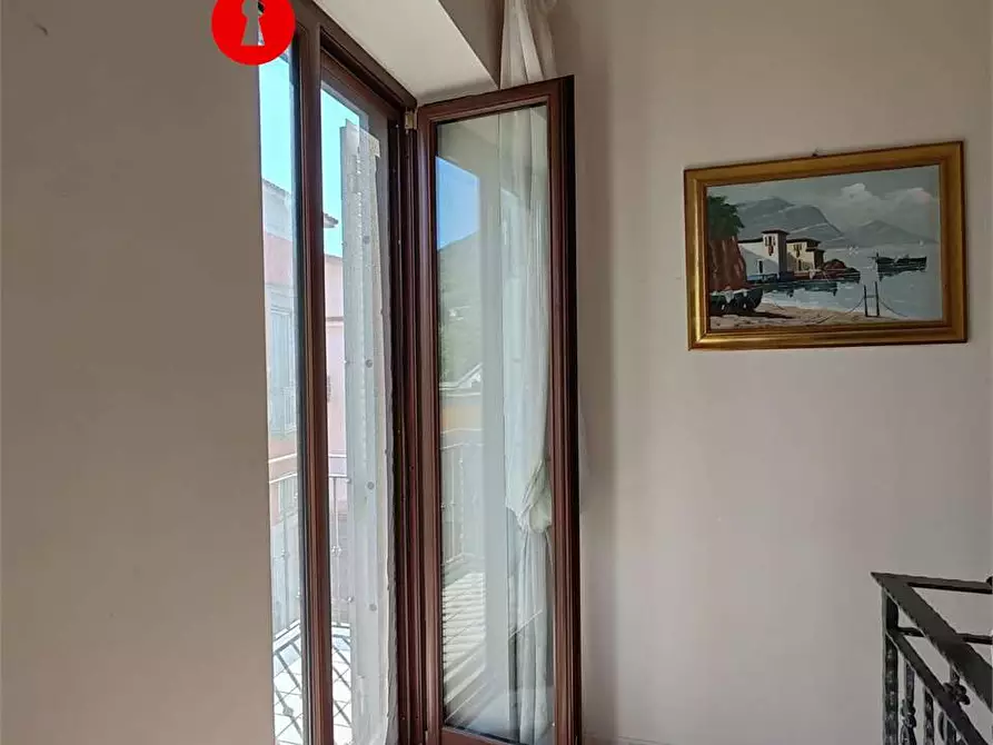 Immagine 17 di Casa indipendente in vendita  in via santa maria a parete a Liveri