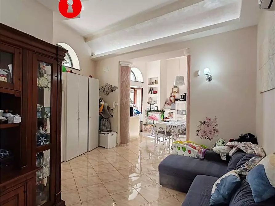 Immagine 4 di Casa indipendente in vendita  in via santa maria a parete a Liveri