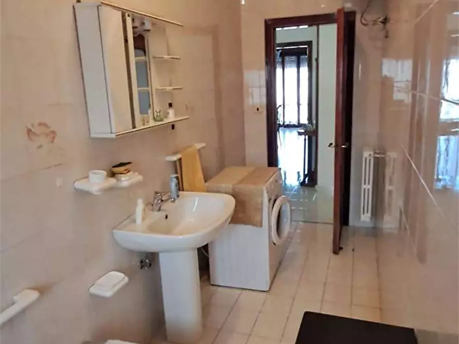 Immagine 20 di Trilocale in vendita  in via giovanni xxiii a Nola