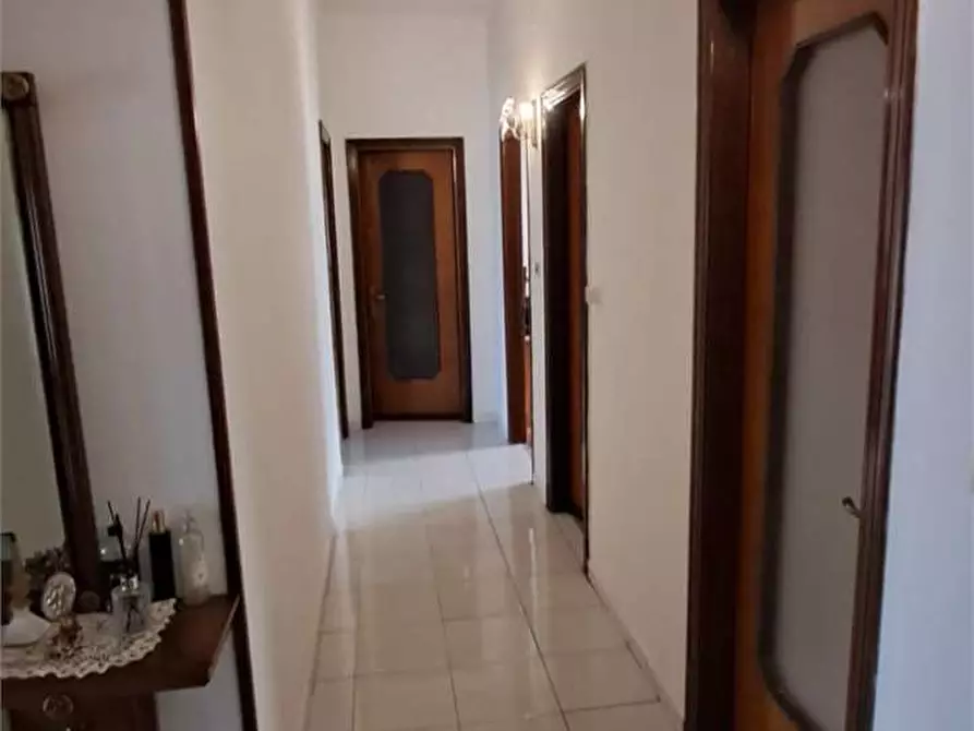 Immagine 7 di Trilocale in vendita  in via giovanni xxiii a Nola