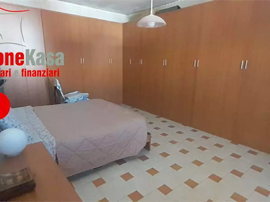 Immagine 14 di Quadrilocale in vendita  in via onorevole francesco napolitano a Nola