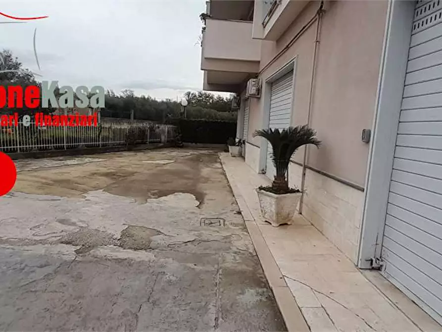 Immagine 13 di Ufficio in affitto  in Via Napoli a San Felice A Cancello