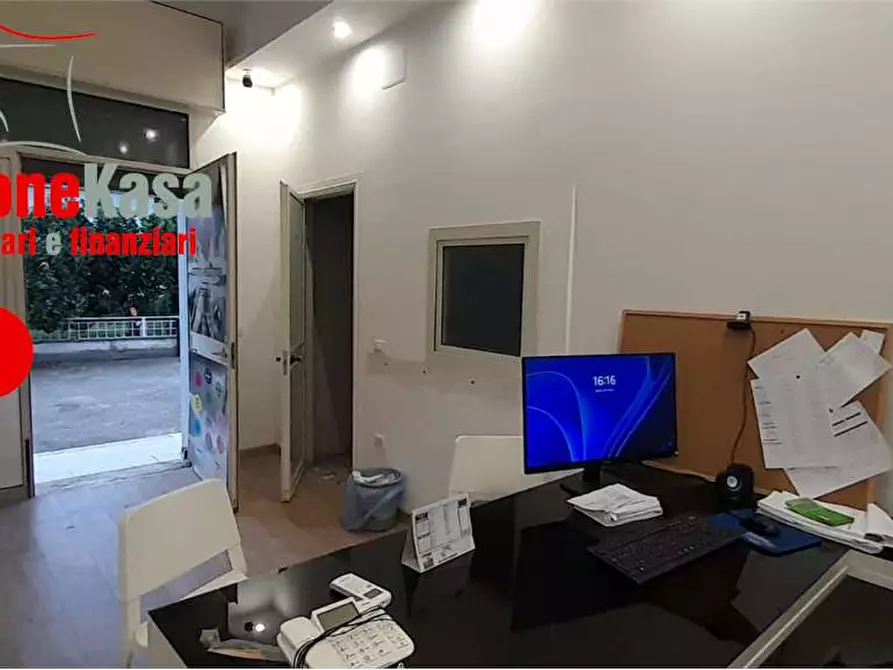 Immagine 7 di Ufficio in affitto  in Via Napoli a San Felice A Cancello