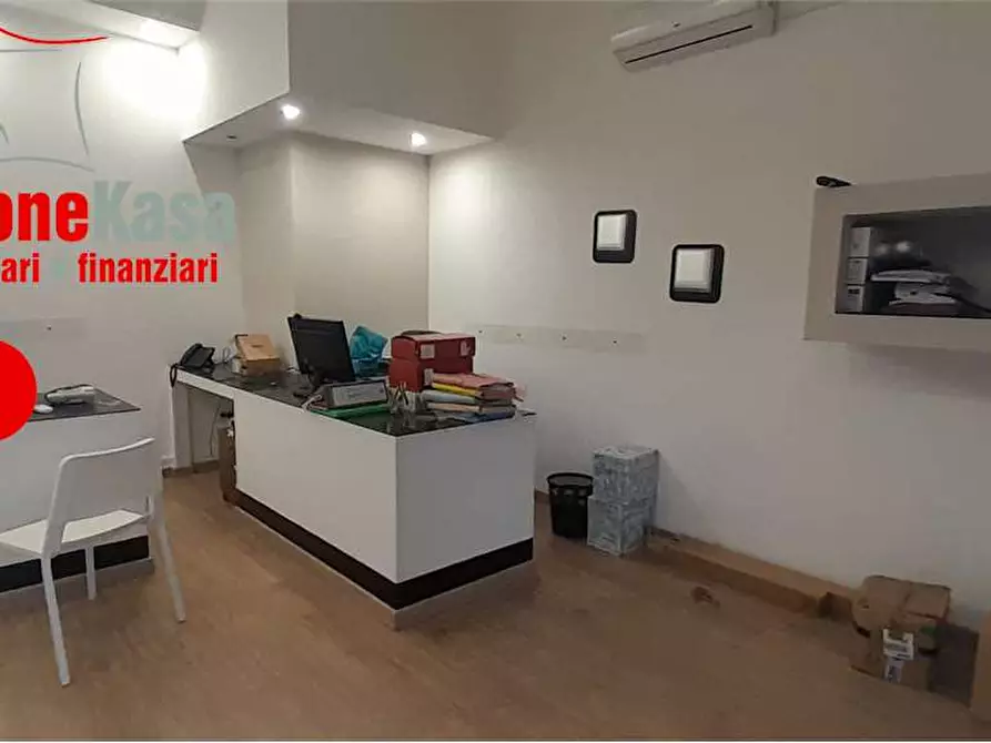 Immagine 8 di Ufficio in affitto  in Via Napoli a San Felice A Cancello
