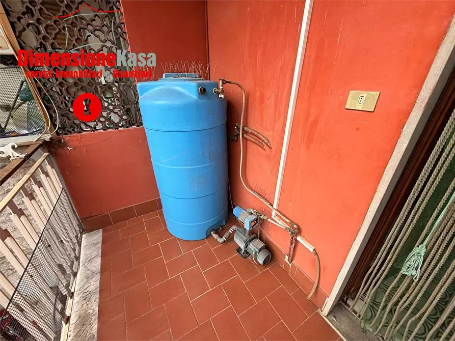 Immagine 17 di Trilocale in vendita  in via giovanni xxiii a Nola