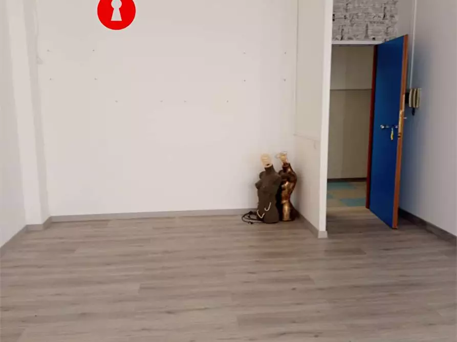 Immagine 5 di Ufficio in affitto  in cis a Nola