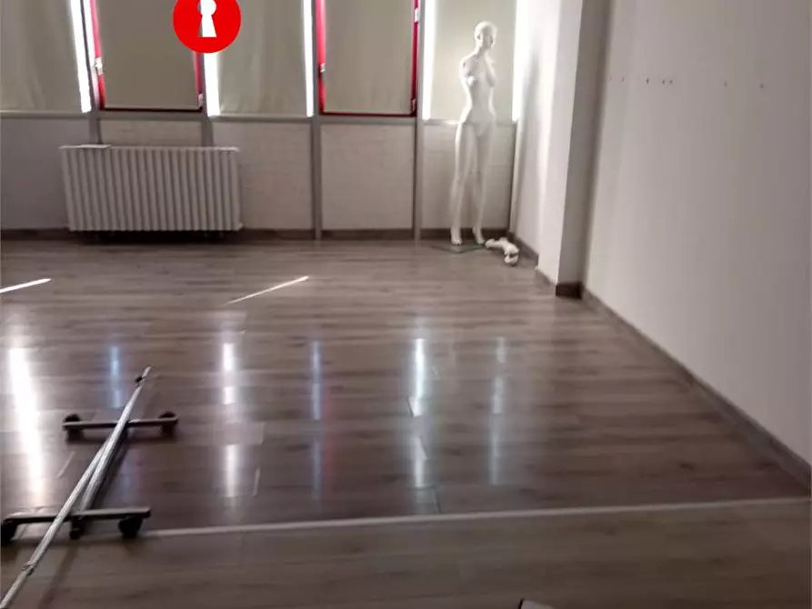 Immagine 2 di Ufficio in affitto  in cis a Nola