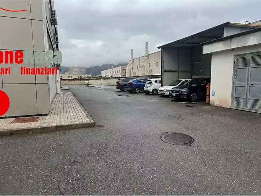 Immagine 36 di Capannone industriale in affitto  in VIA BOSCOFANGONE a Nola