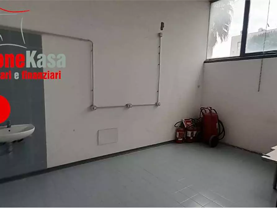 Immagine 6 di Capannone industriale in affitto  in VIA BOSCOFANGONE a Nola