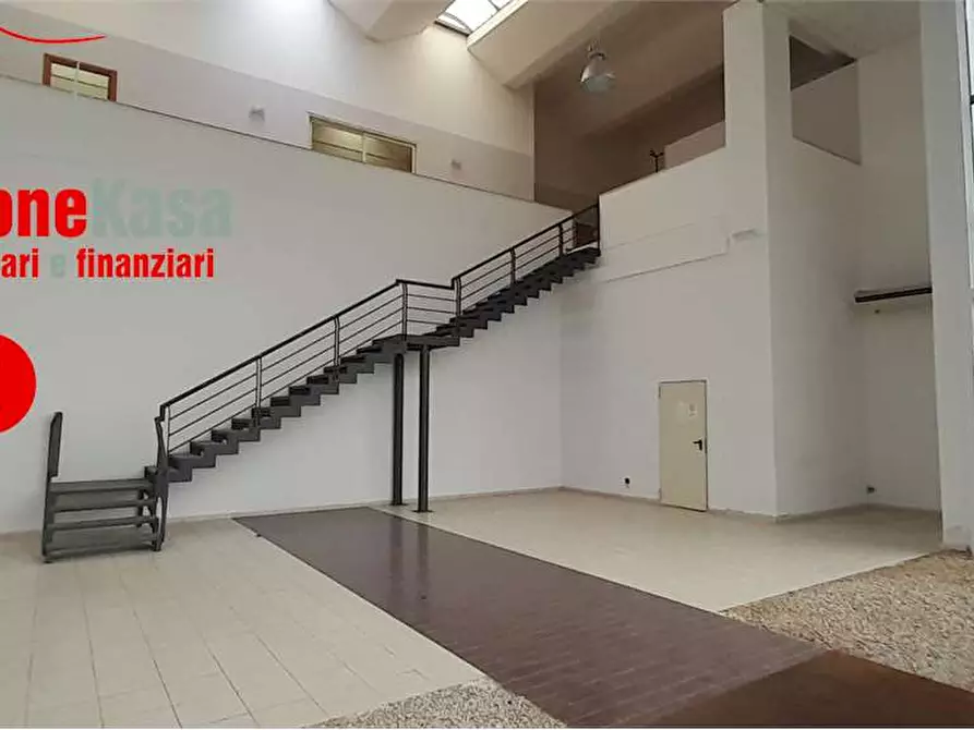 Immagine 11 di Capannone industriale in affitto  in VIA BOSCOFANGONE a Nola