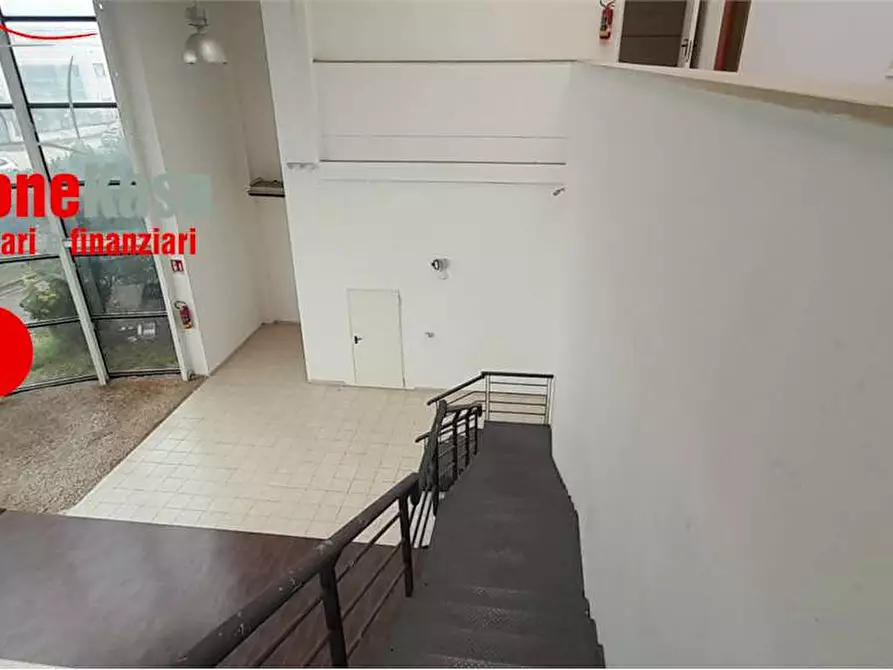 Immagine 13 di Capannone industriale in affitto  in VIA BOSCOFANGONE a Nola